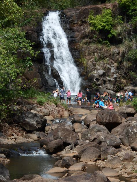 Waimea Falls is in the Waimea Valley on the north shore of O'ahu ...