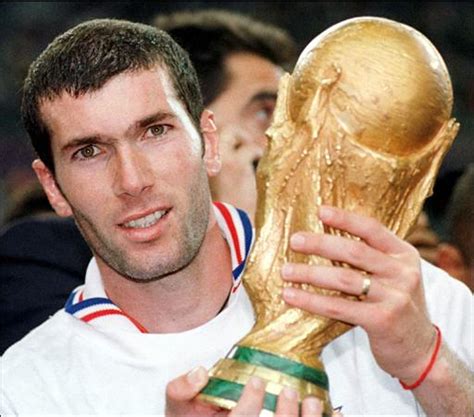 Zinedine Zidane – Simply the Best – Soccerisma