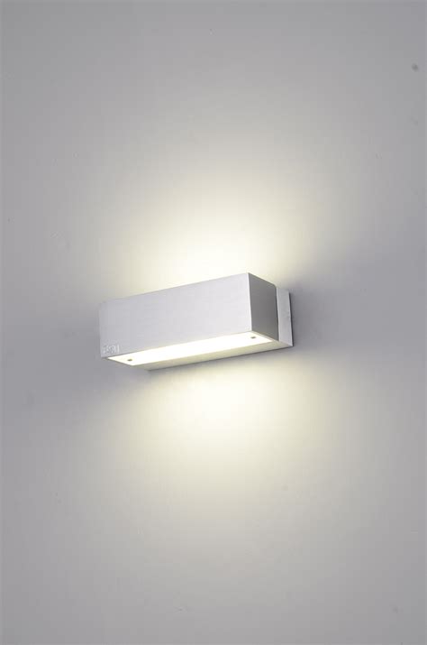 Modern wall light fixtures - 16 tips for selecting the right wall lighting for your home ...