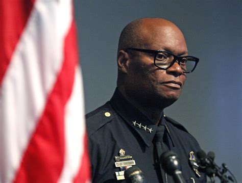 Dallas Police Chief To Retire