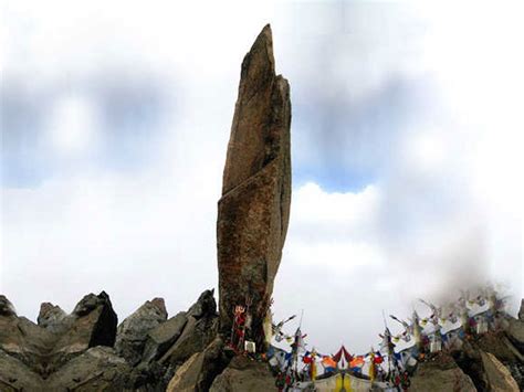 Kinnaur Kailash | Temple Darshan Yatri