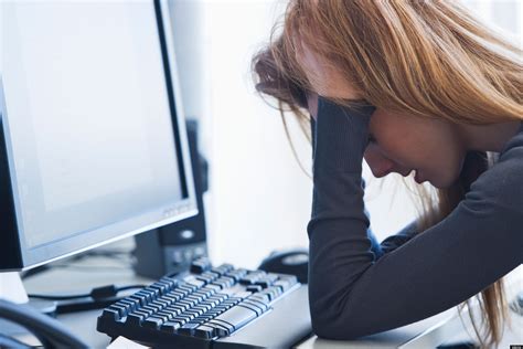 Work Stress On The Rise: 8 In 10 Americans Are Stressed About Their Jobs, Survey Finds | HuffPost