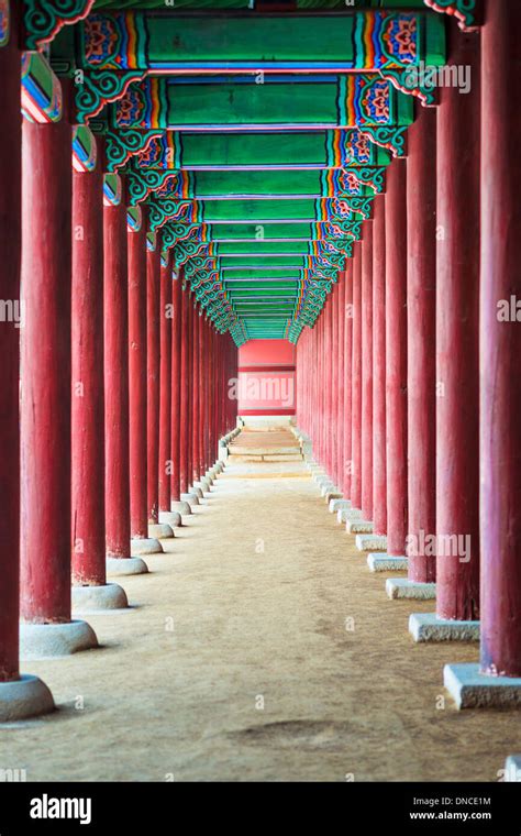 Gyeongbokgung Palace grounds in Seoul, South Korea Stock Photo - Alamy