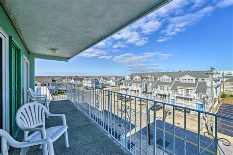 Wildwood Crest Beach Condo: Balcony w/ Ocean Views | Evolve