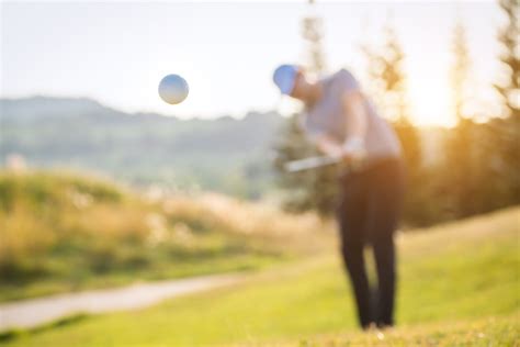 What You Need to Know About How to Chip in Golf - Skillest Blog