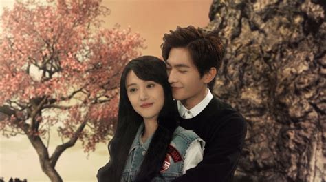 Love O2O | Yang yang actor, Romantic love stories, Animated music videos