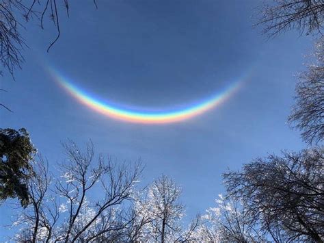 An upside rainbow, aka Circumzenithal Arc : r/mildlyinteresting