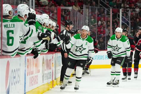 Stars’ Joe Pavelski and Jason Robertson keep producing by playing ‘the ...