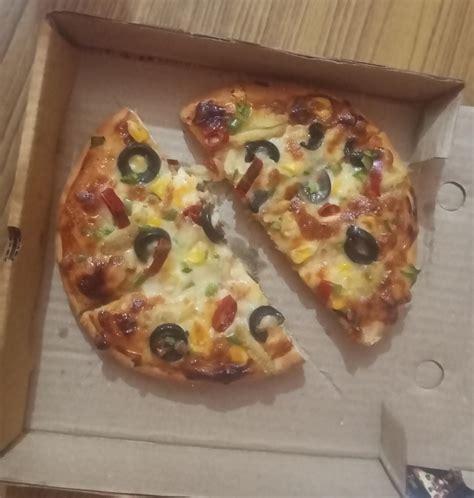 [I ate] pizza : r/food