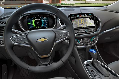 2016 Chevrolet Volt Review