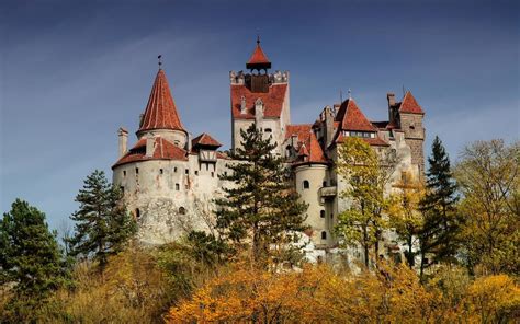 The Origins of Dracula's Castle - Behind The Myth