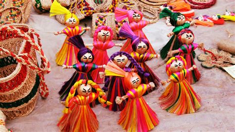 Poush Mela 2024 : Date, Culture, and Music With Traditional Craft