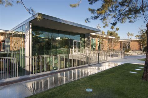 The east entrance of the Hannelly Center at Phoenix College Phoenix ...