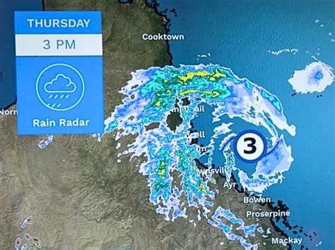 Cyclone Kirrily: Townsville in lockdown, severe weather warning for flooding, 170km winds ...