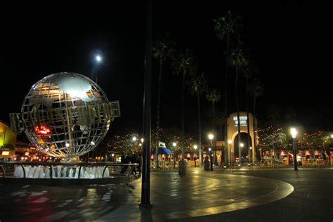 LA- Universal Studios Globe Night by elodie50a on DeviantArt