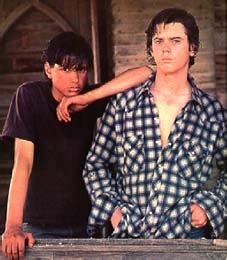 JOHNNY AND PONYBOY - The Outsiders Photo (5590471) - Fanpop