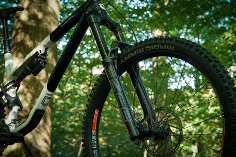 Rockshox Zeb Review: Does 38mm construction offer unrivalled enduro performance?