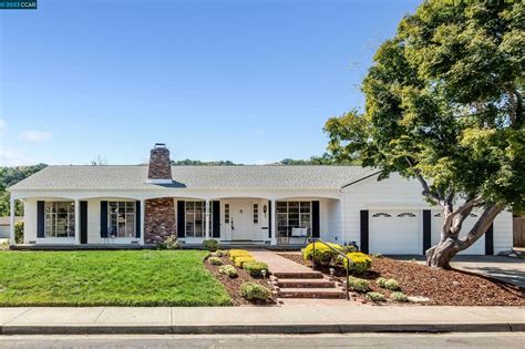 1874 School St, Moraga, CA 94556 | MLS# 41040230 | Redfin