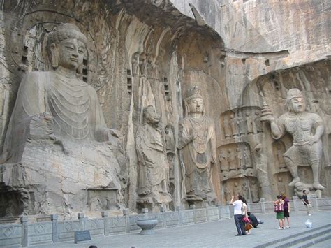 Longmen Grottoes, Luoyang, Henan Province | Speaking of China