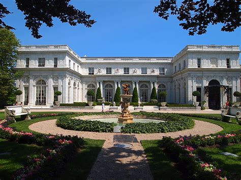 Newport Mansions | Experiencing the Gilded Age - New England Today