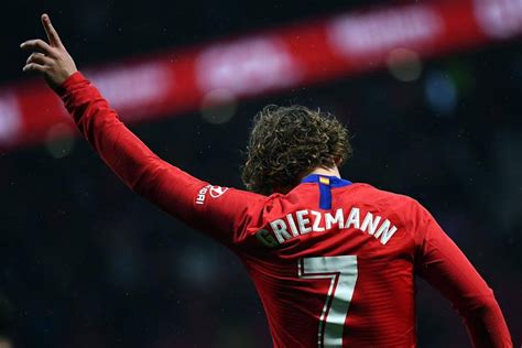 Top 5 Goals Of Antoine Griezmann, Which One He's Best Scored - SportsCrunch