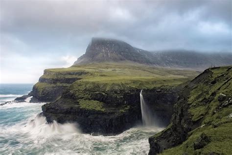 Gásadalur Waterfall, Faroe Islands [OC] 5508x3676 : r/EarthPorn