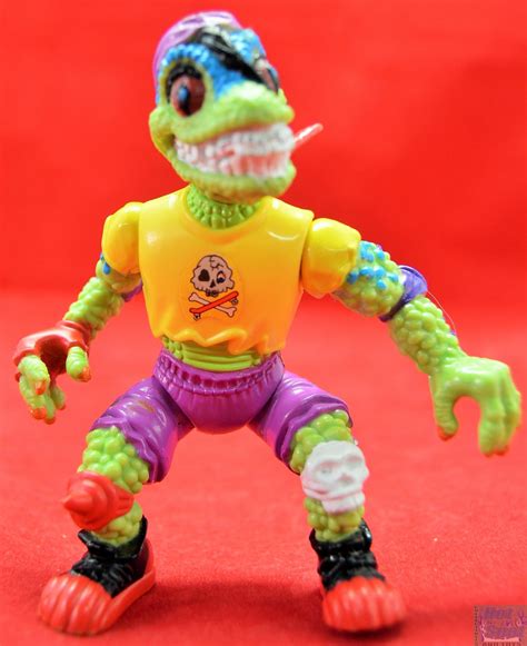 Hot Spot Collectibles and Toys - 1990 Mondo Gecko Action Figure w/o Tail