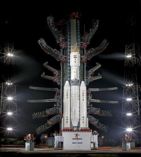 ISRO's first manned mission will be launched in 2021 - astronauts will ...