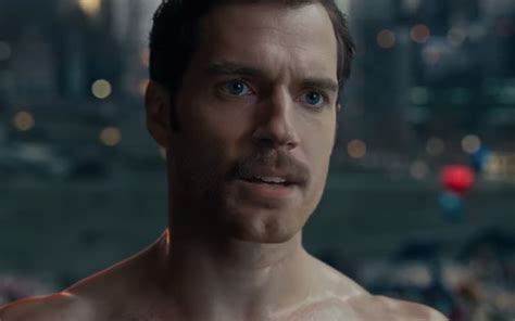 Henry Cavill's Superman Mustache Magically Restored In New Justice League VFX Pro Edit