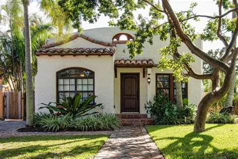 West Palm Beach Historic Home | Spanish style homes, Mediterranean ...