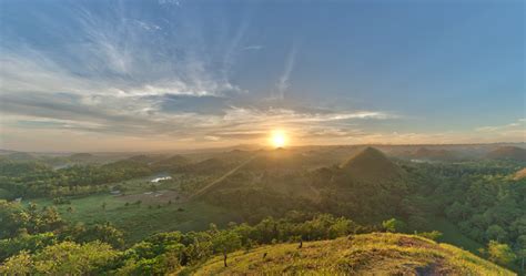 Chocolate Hills Sunrise - ExSight360