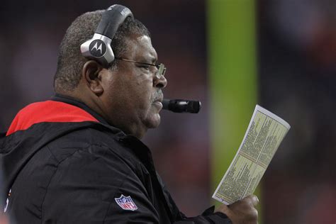 All Signs Continue Pointing To Romeo Crennel As Chiefs Head Coach ...