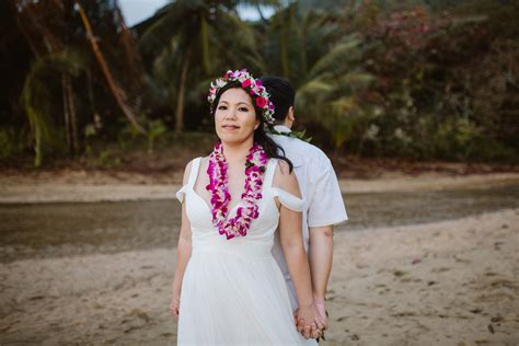 Kauai Wedding – Kalihiwai Waterfall & Beach