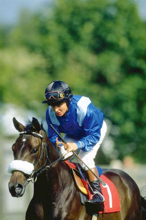 Jockey Willie Carson where is he now ? | Express.co.uk