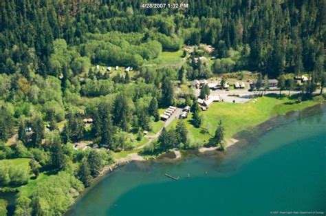 Photo Gallery of Lake Quinault Lodging