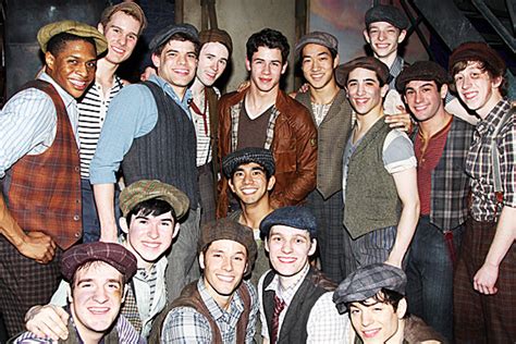 Broadway.com | Photo 2 of 4 | How to Succeed Headliner Nick Jonas Visits Jeremy Jordan & the ...