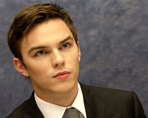 nicholas hoult x men gif - Google Search | Nicholas hoult, Actors, Nicholas