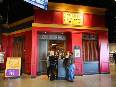 Wegmans opens pub in Perinton store