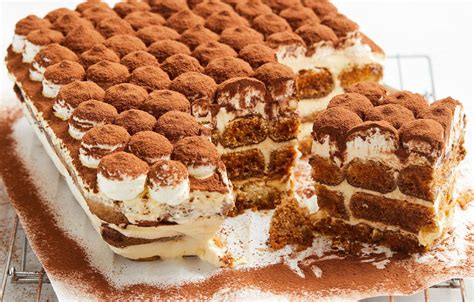 9 Rich And Creamy Tiramisu Recipes - DeLallo