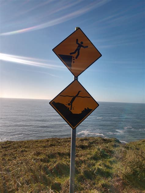 Ballycotton cliff walk in Ireland : r/ScarySigns