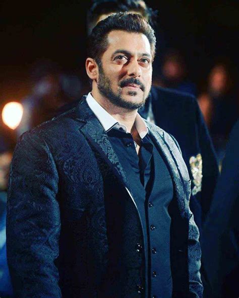 Salman Khan | Bio, Career, Relationships, Family, Net worth 2020, Wealth