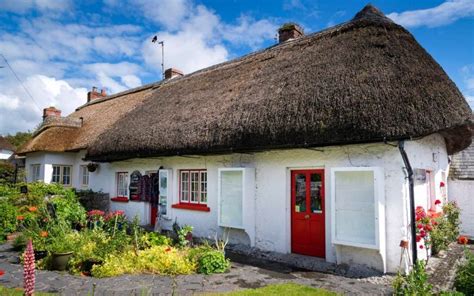 The magic of Ireland’s thatched cottages