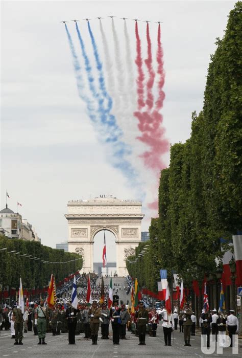 Photo: BASTILLE DAY PARADE IN PARIS - PAR20070714716 - UPI.com