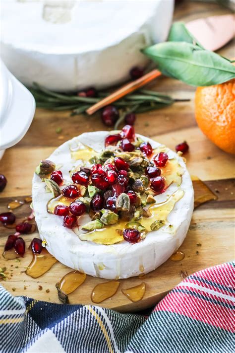 6 Delicious and Easy Brie Appetizer Ideas - A Pretty Life In The Suburbs