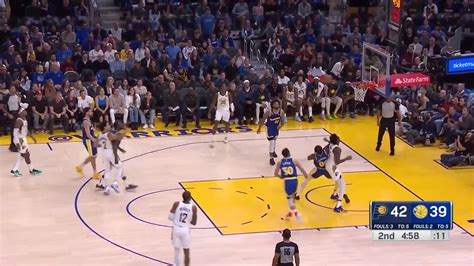 [Highlight] Klay Thompson hits three straight threes from the same spot ...