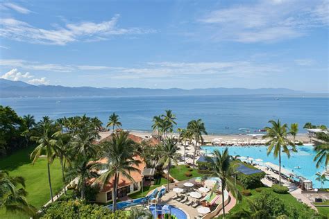 Puerto Vallarta Hotels on the Beach | Marriott Puerto Vallarta Resort & Spa