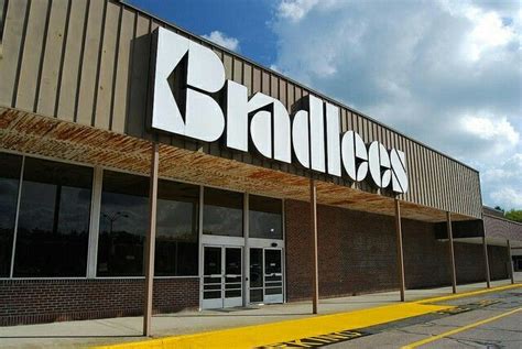 Pin by Abandoned Retail on Bradlees department store | Dorchester, Somewhere in time, The good ...