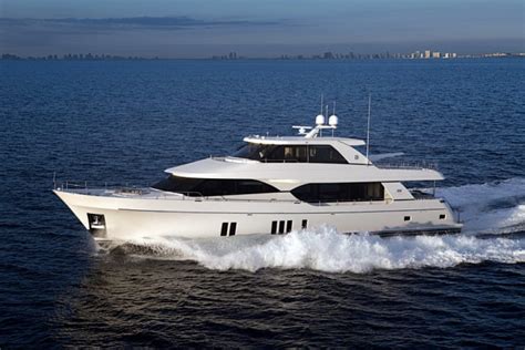 Ocean Alexander debuts 100-foot yacht at FLIBS - Trade Only Today