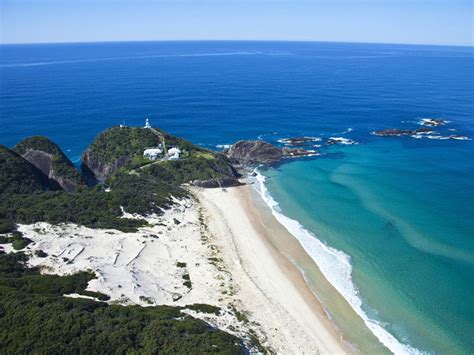 beachcomber: seal rocks lighthouse accommodation