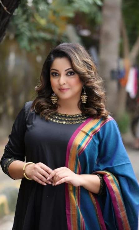 Tanushree Dutta Bio, Age, Sister, Husband, Marriage, Movies, Instagram